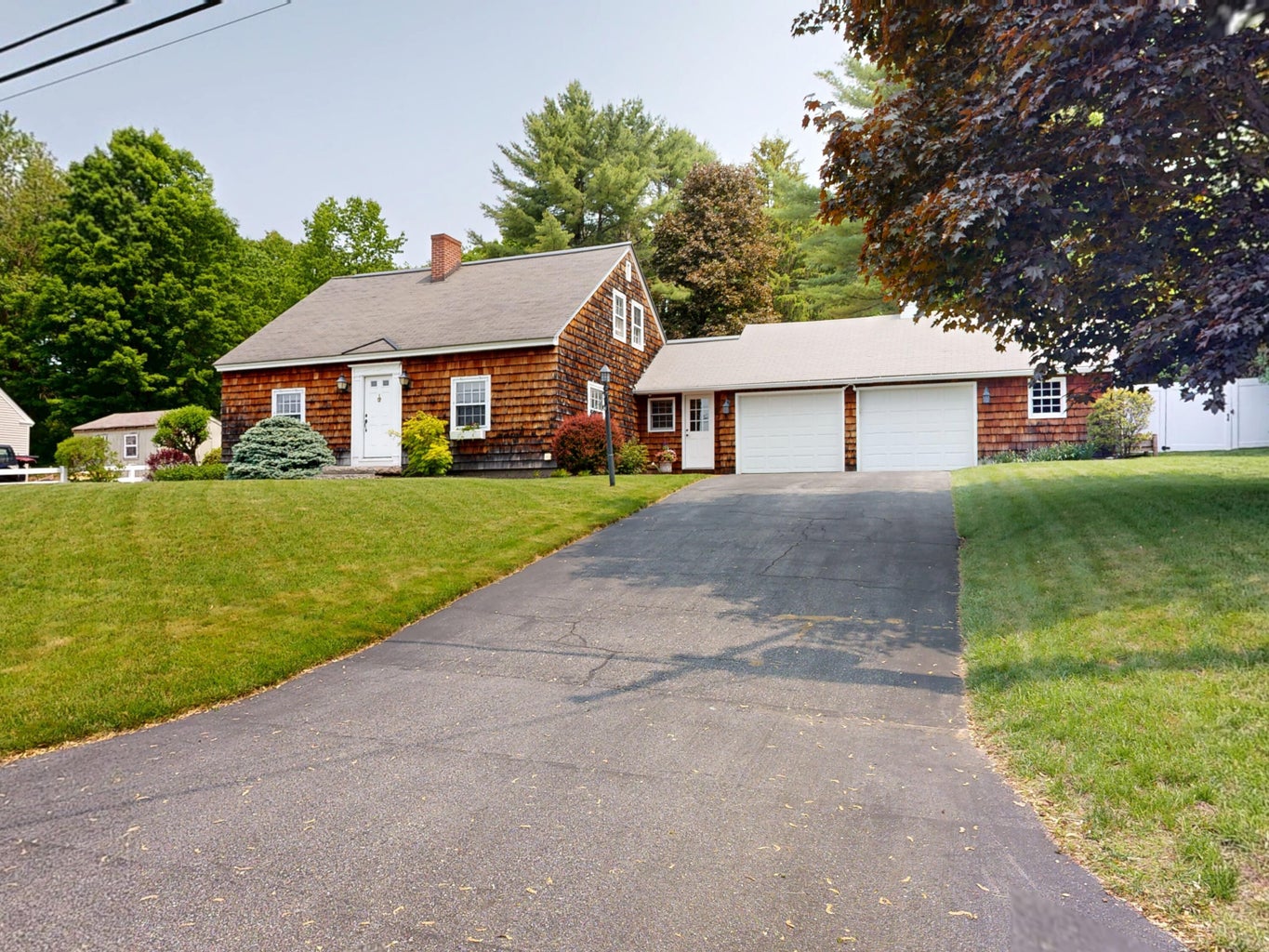 441 Lake Front